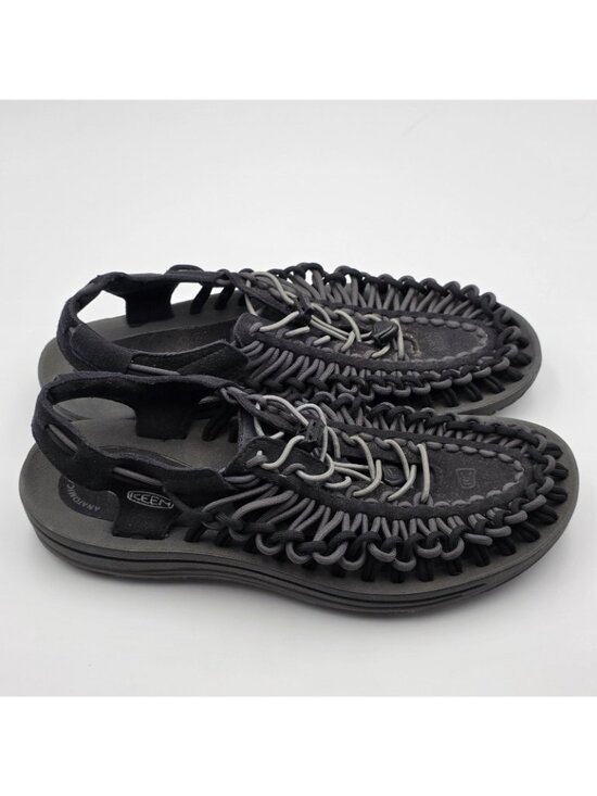 KEEN UNEEK Sandals Mens 9 Black Cord Adjustable Casual Comfort 1020778